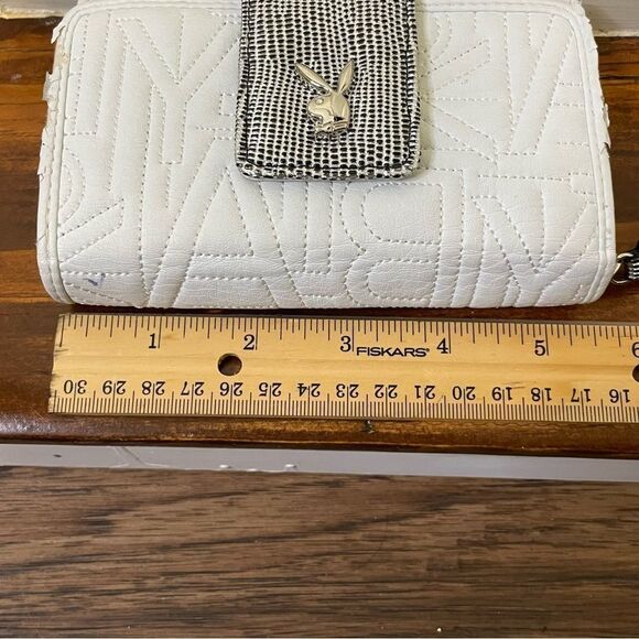 Playboy Quilted Stitched Logo Letters Wallet White With Silver Hardware Detail - Picture 12 of 15
